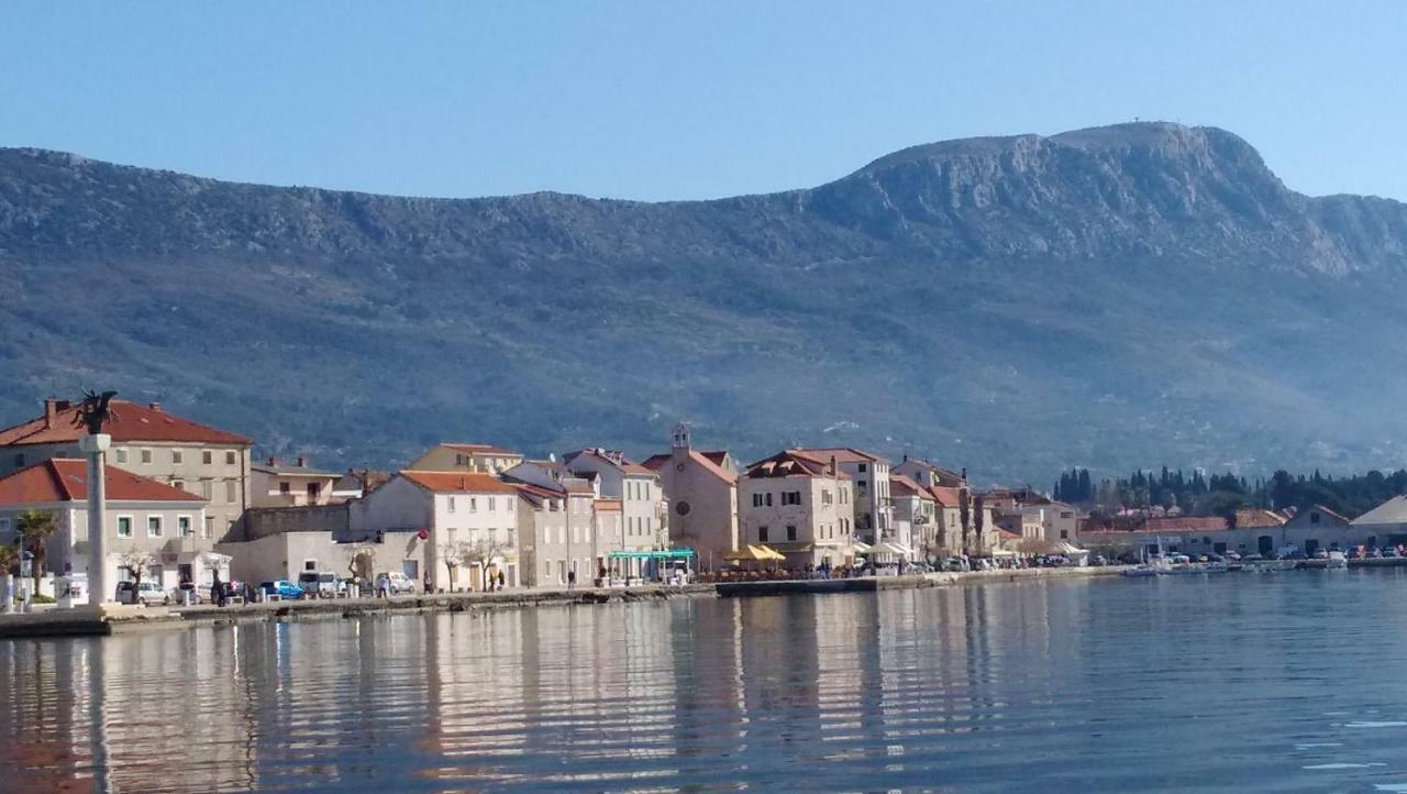 Sedam Bisera Kastela Exterior photo