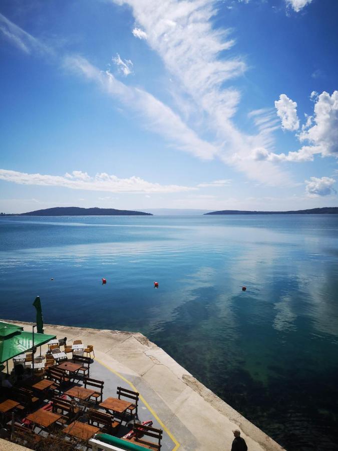 Sedam Bisera Kastela Exterior photo